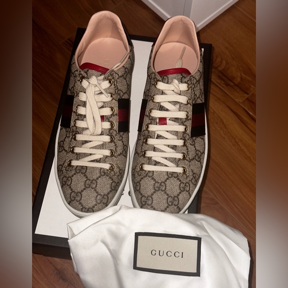 BRAND NEW GUCCI Women's Ace GG Supreme Canvas Low Top Lace Up Sneakers - 36.5 - Picture 3 of 7